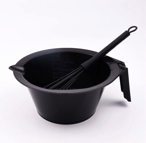 Vital Volume Hair Mask mixing bowl